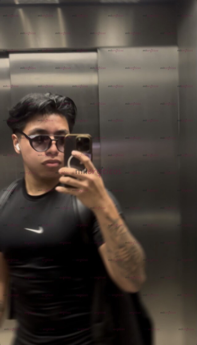 FOTOS DE SOLVENTES, BISEXUAL VERGON Y DEMASIADO AGUANTADOR