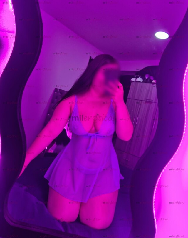 FOTOS DE ASHLEY UNA HERMOSA CHICA ACUERPADA CON CURVAS NATURALES DISPUESTA A COMPLACERTE