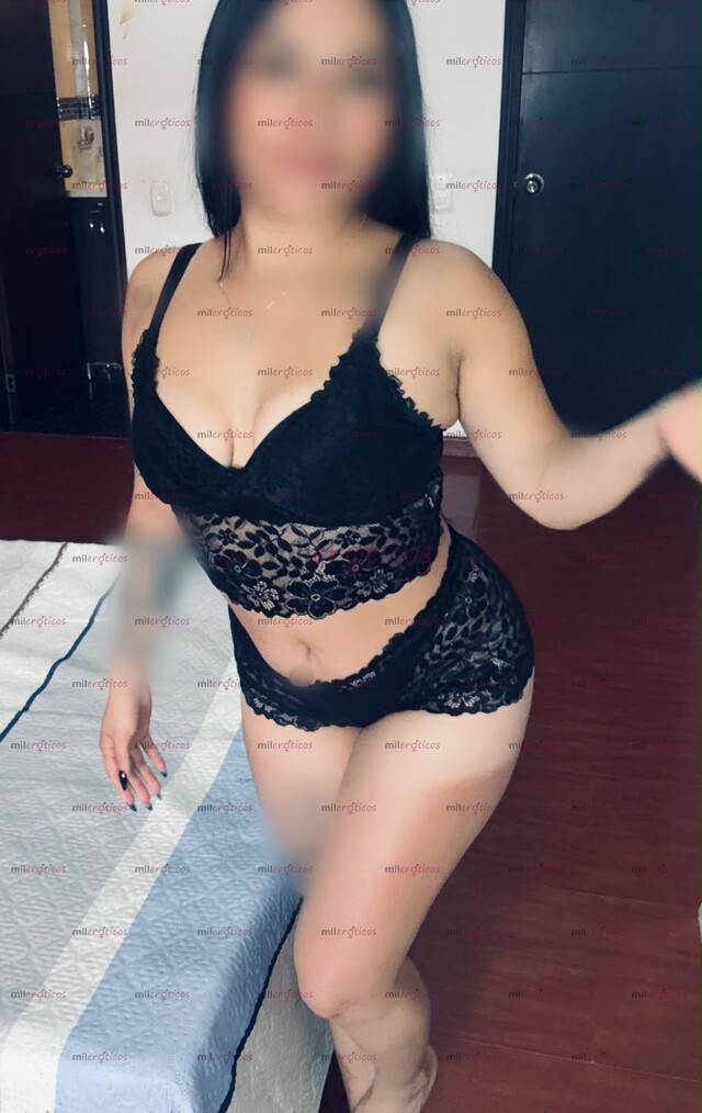 FOTOS DE SOY ESTEFANÍA LINDA PELINEGRA DE PIEL SUAVE