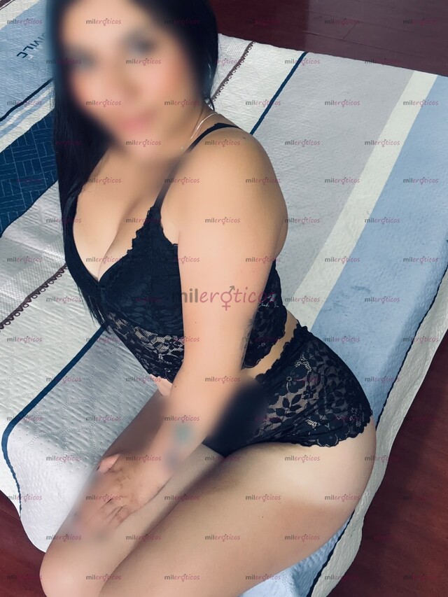 FOTOS DE SOY ESTEFANÍA LINDA PELINEGRA DE PIEL SUAVE