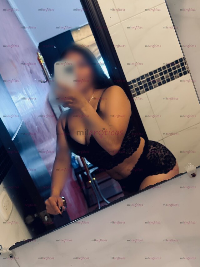 FOTOS DE SOY ESTEFANÍA LINDA PELINEGRA DE PIEL SUAVE