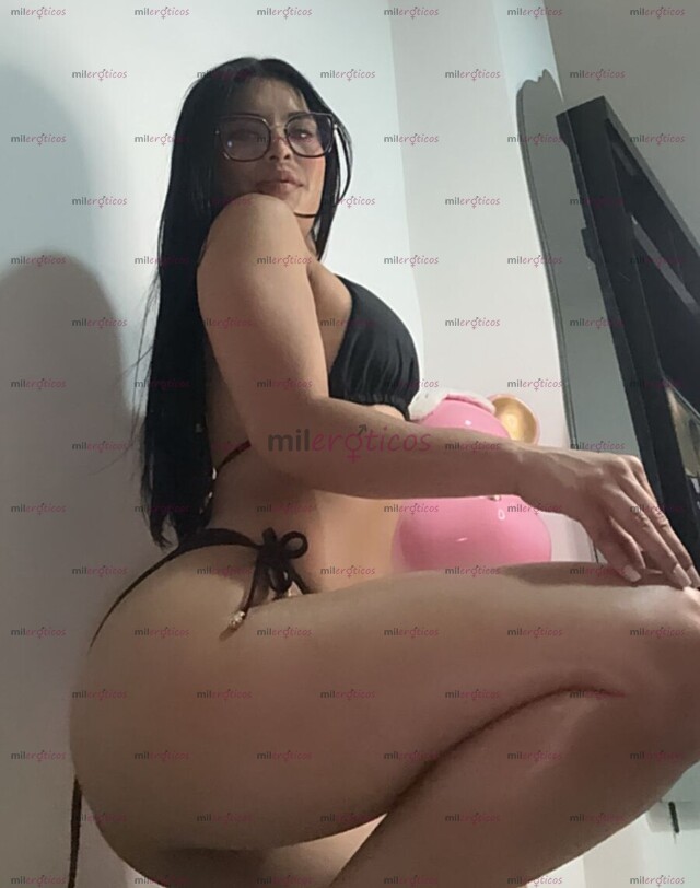FOTOS DE LISSA UNA DELICIA BIEN APRETADITA COMO TE GUSTA !! COMPLACIENTE MORBOSITA FLACA