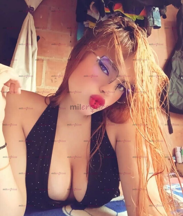 FOTOS DE TIFANNY , 18 AÑOS, HERMOSA FLAQUITA DE GAFAS DISPUESTA A COMPLACERTE.