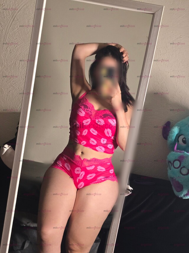 FOTOS DE UNIVERSITARIA PERFECTA DE PIES A CABEZA, COMPLACIENTE Y EDUCADA