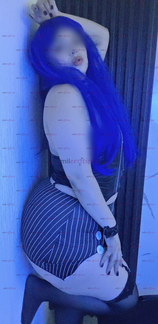 FOTOS DE GÓTICA APRETADITA MULTIORGASMICA ME REBOTAN RICO LAS NALGAS