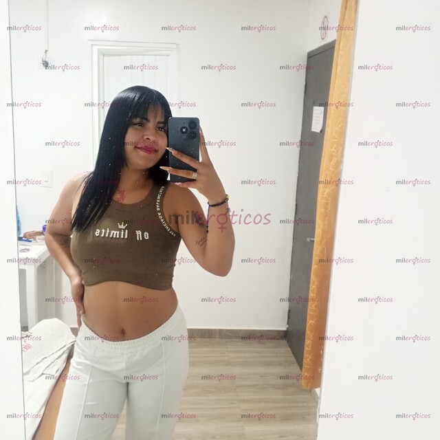 FOTOS DE UNA CHICA FLACA GOLOSA ESTOY PARA ATENDERTE MI AMORES