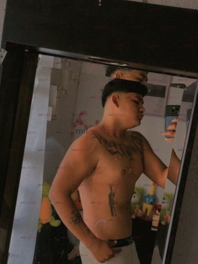 FOTOS DE CHAVITO CACHONDO DISPUESTO A PASARLA RICO