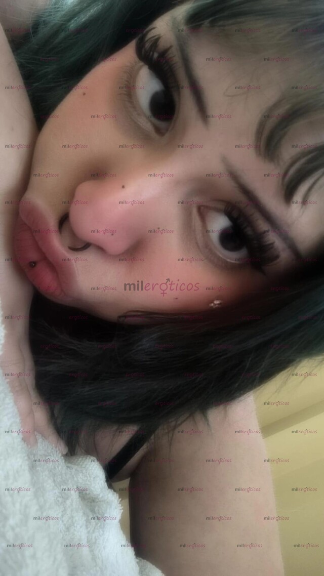 FOTOS DE CHICA LINDA, PERFORADA Y TATUADA EXQUISITA EXPERIENCIA