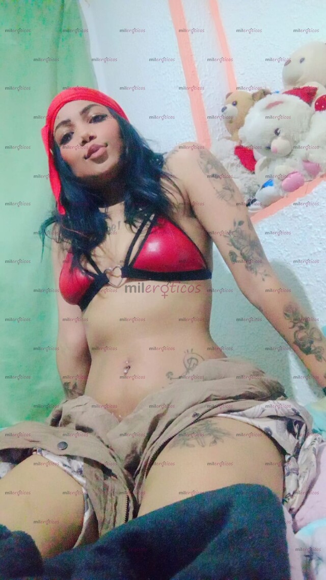 FOTOS DE FLACA CALIENTE Y SEDUCTORA VEN DAME RICOS BESOS ME ENCANTAN BEBE