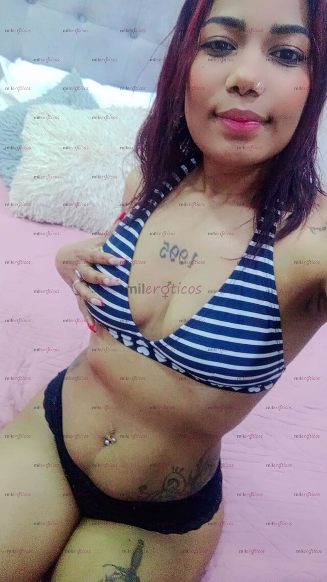 FOTOS DE FLACA CALIENTE Y SEDUCTORA VEN DAME RICOS BESOS ME ENCANTAN BEBE