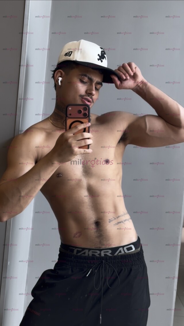 FOTOS DE POLLO PINTOSO MUY CALIENTE Y MUY COMPLACIENTE