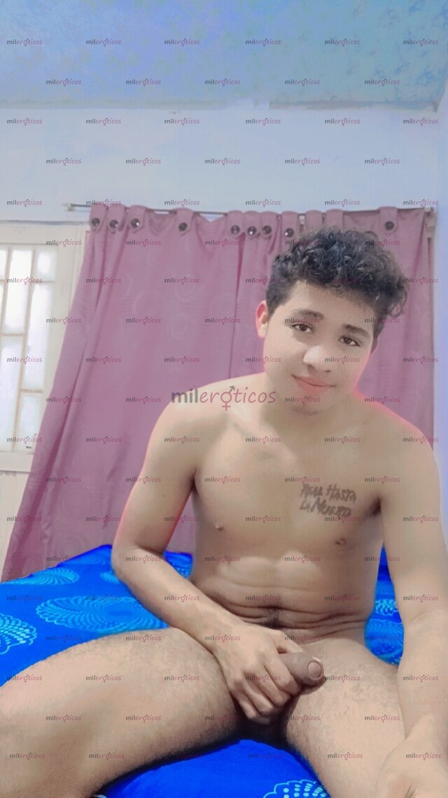 FOTOS DE HOLA SOY JARWUIN CHICO VENEZOLANO ACTIVO 22 CM