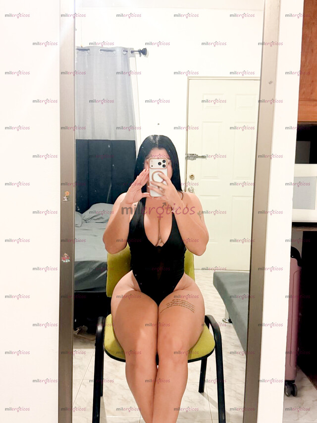 FOTOS DE DE PIEL SUAVECITA, NALGONA PIERNUDA Y TETONA. DISPUESTA A COMPLACERTE