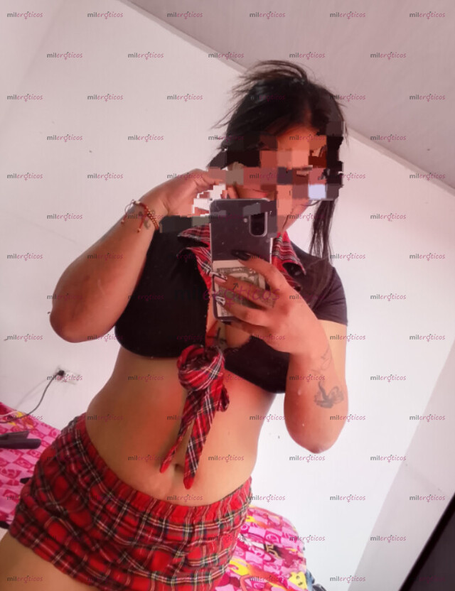 FOTOS DE HOLA SOY VANESA UNA CHICA MORENA RECIÉN LLEGADA A TU CIUDAD CURVI Y ARDIENTE