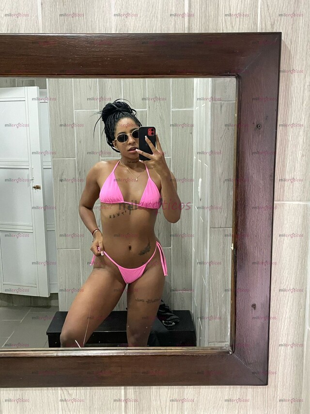 FOTOS DE MARCELA MUJER EXQUISITA PARA CABALLEROS QUE AMEN LAS MORENAS.
