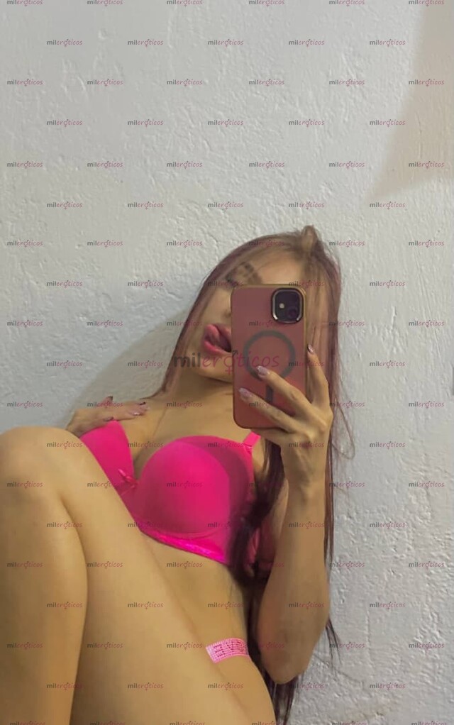 FOTOS DE CRISS JOVENCITA LISTA PARA SACAR TU LECHITA POR VIDEOLLAMADA, CHAT O LLAMADA