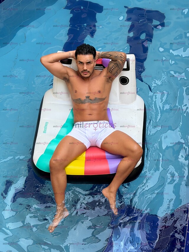 FOTOS DE STIVEN VERSÁTIL PASIVO . MASCULINO, DISCRETO Y DEPORTISTA.
