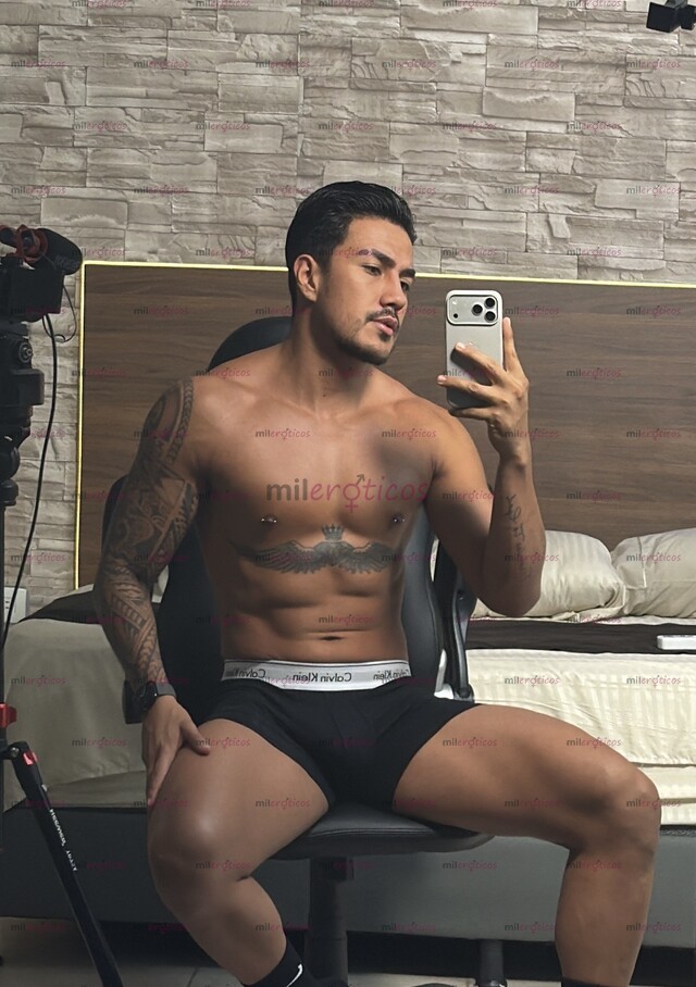 FOTOS DE STIVEN VERSÁTIL PASIVO . MASCULINO, DISCRETO Y DEPORTISTA.