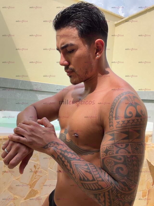 FOTOS DE STIVEN VERSÁTIL PASIVO . MASCULINO, DISCRETO Y DEPORTISTA.