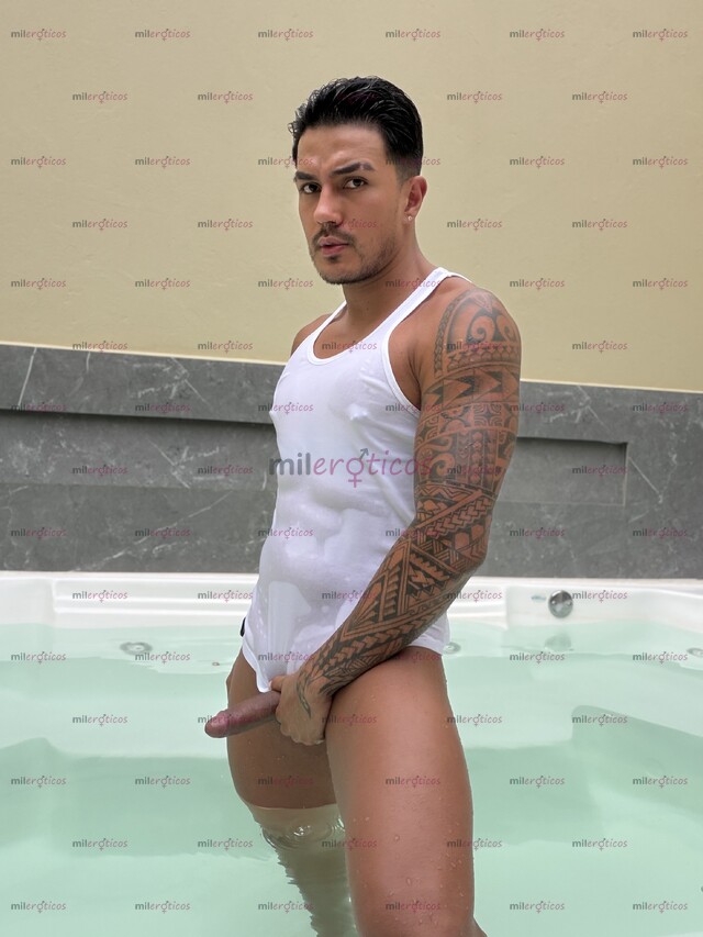 FOTOS DE STIVEN VERSÁTIL PASIVO . MASCULINO, DISCRETO Y DEPORTISTA.