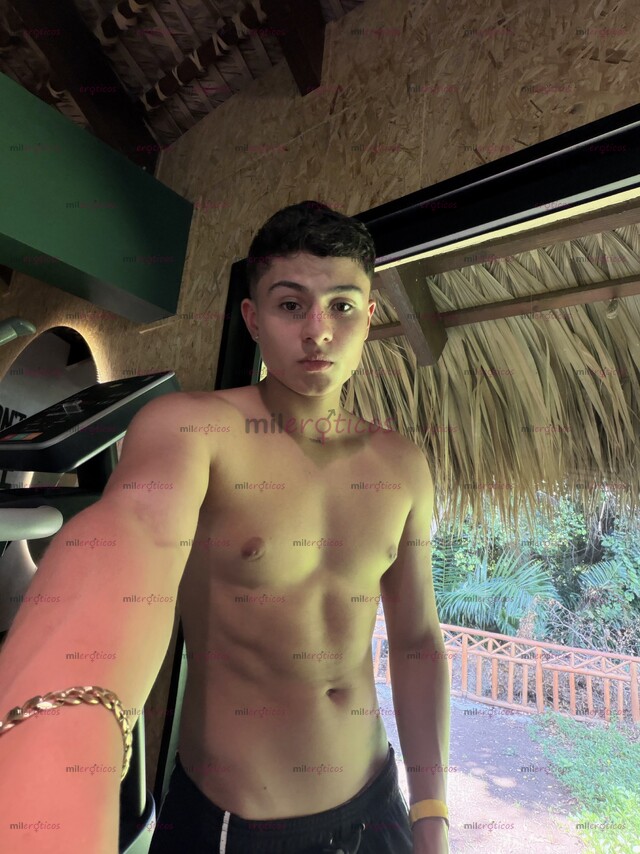 FOTOS DE TWINK CON BUEN CUERPO Y PENE ADICTO AL SEXO EN TU CIUDAD