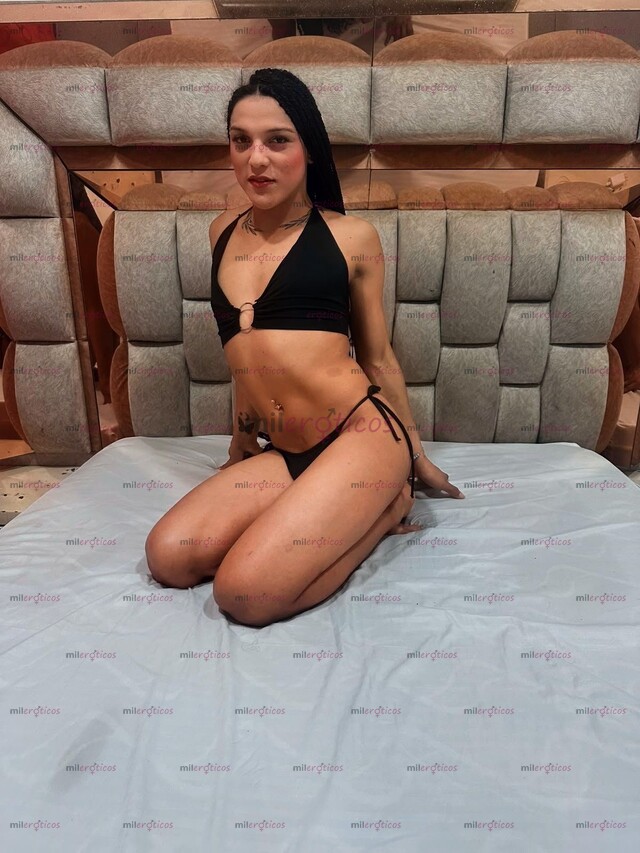FOTOS DE SOY UNA PERRA TRAGA LECHE ME GUSTA CHUPAR LA MUCHO Y SOY MUY PERRA EN LA CAMA