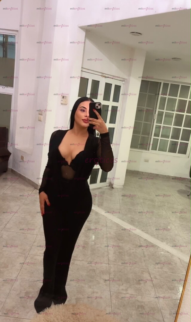 FOTOS DE SOFÍA UNA MORENA MUY HERMOSA Y DIVERTIDA EL MEJOR TRATO DE NOVIOS!