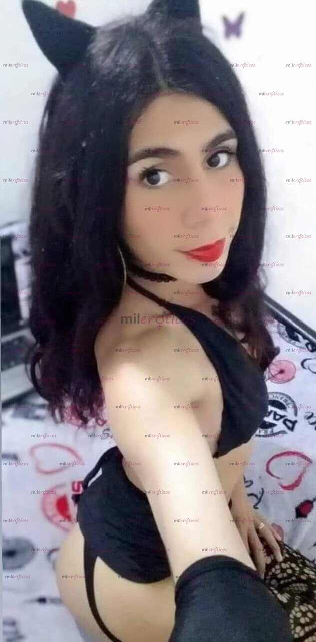 FOTOS DE SEXO , BESOS Y CARICIAS, CHICA TRANS ARDIENTE Y COMPLACIENTE