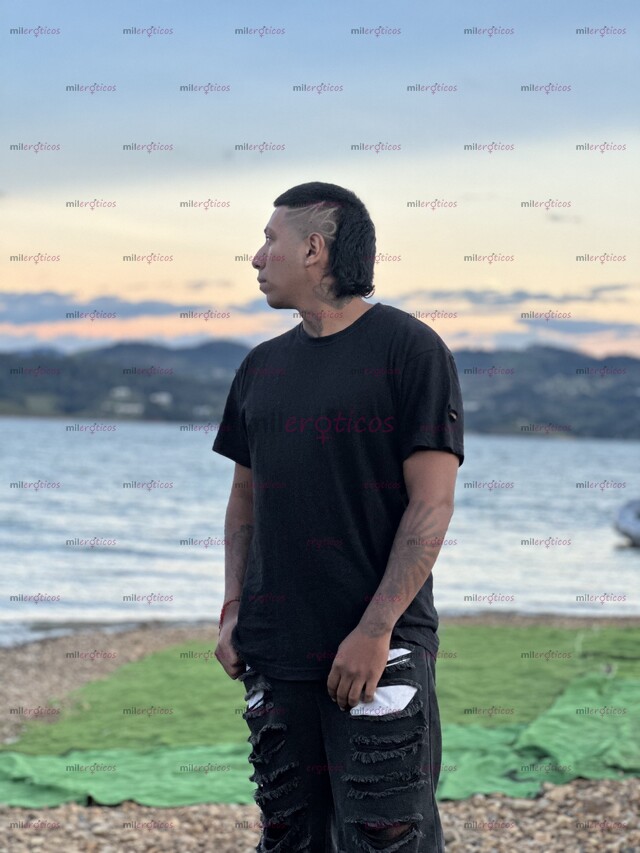 FOTOS DE TU NUEVO GIGOLO Y COMPAÑÍA EN CALI . NO ESPERES MAS Y PREGUNTA