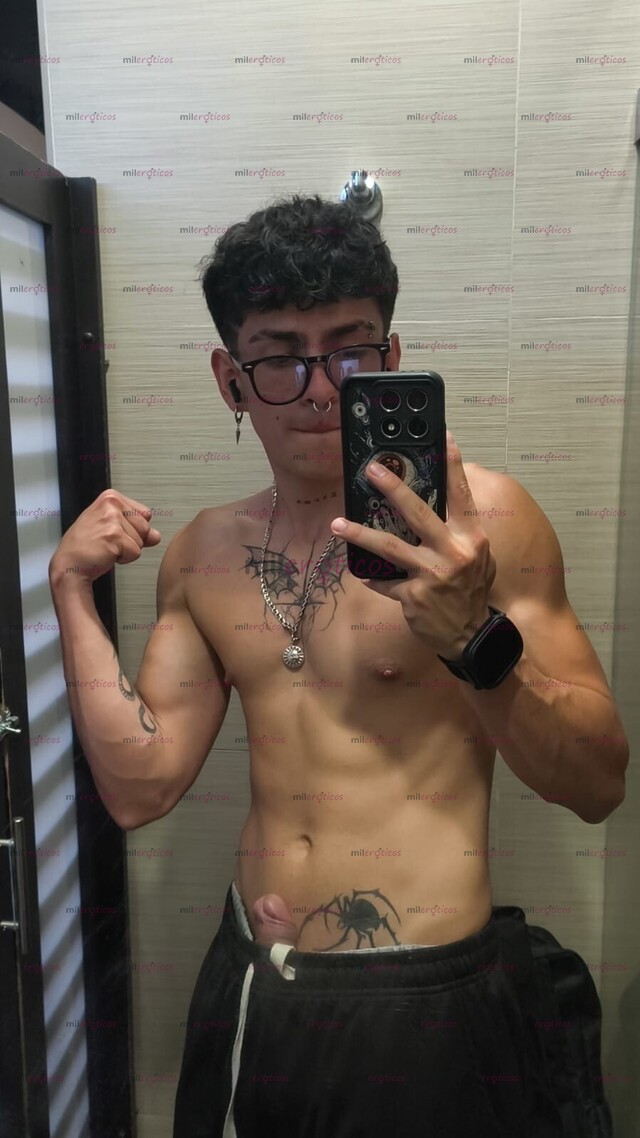 FOTOS DE KLAUS DE LA ROSA TOP GAY BOGOTA DOMINANTE