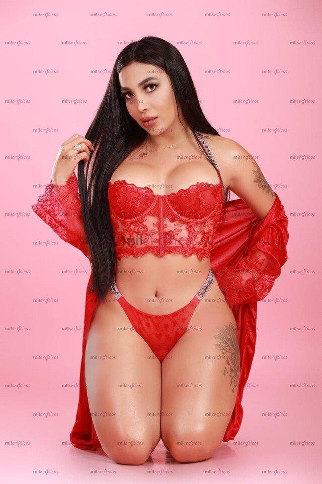 FOTOS DE ALEJANDRA SWAN UNA SEXY MUJER TRANS FEMENINA CACHONDA Y DISPUESTA A TODO