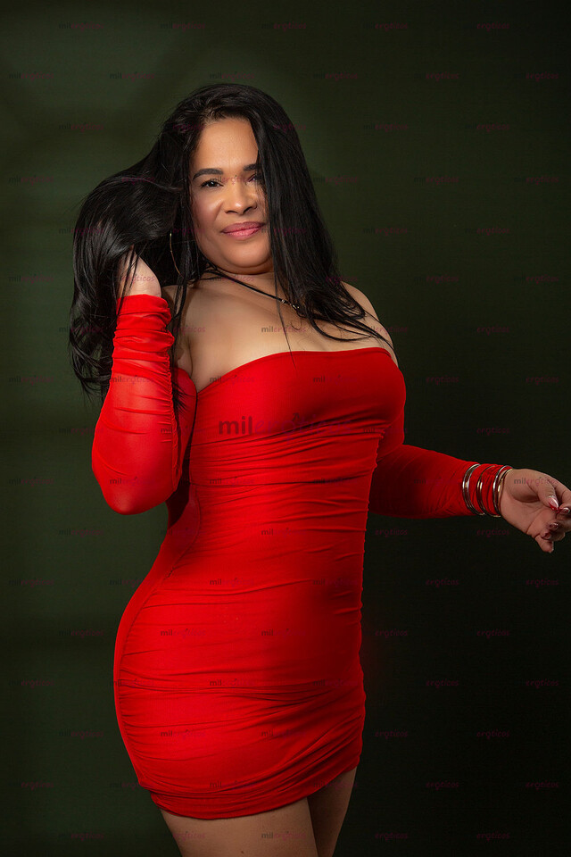 FOTOS DE SOY MARILIN ME ENCANTA COMPLACER TUS CAPRICHOS Y FANTASÍAS