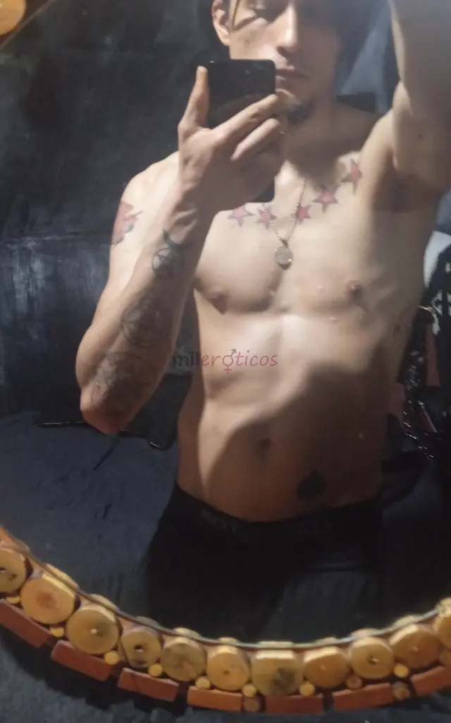 Busco sugar daddy un servicio una o varias veces por semana mas que solo sexo satisfacer fetiches morbos y mas amp todo con respeto mutuo obviamente h...