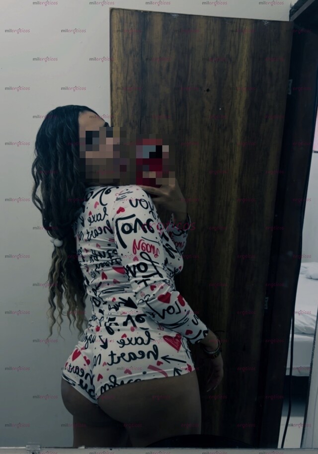 FOTOS DE NENA DELICIOSA ALTA Y DE GRANDES NALGAS DISFRUTA DE ESTE RICO CUERPO