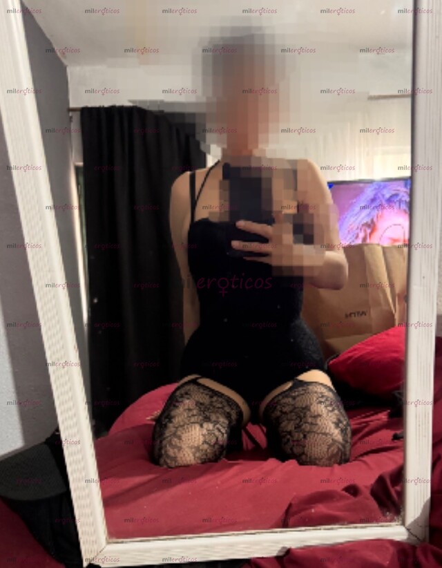 FOTOS DE LAMBE MIS TETAS MIENTRAS ME COJES POSES ILIMITADAS NO TE PRECIONO SERE TU PUTA