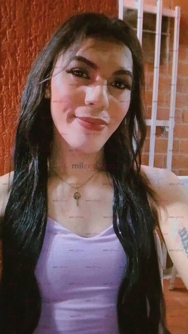 FOTOS DE CHICA. TRANS MUY HOT CON GANAS DE PLACER Y DARTE PLACER