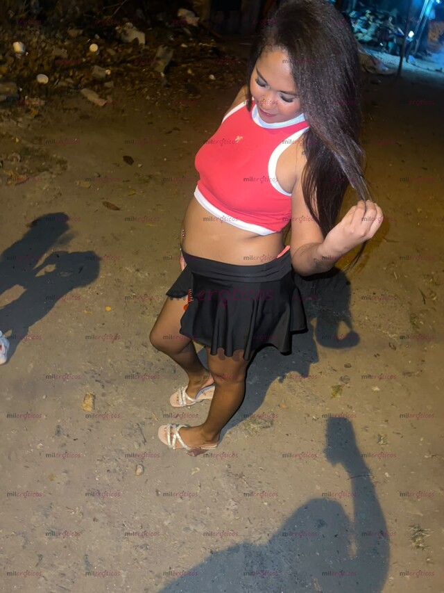 FOTOS DE LLEGO BRILLY LA MORENITA MAS CHULA Y CALIENTE