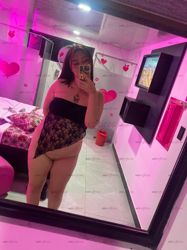 FOTOS DE UNA LINDA CHICA ALTA QUE TE CUMPLIRÁ TUS DESEOS MUY COMPLACIENTE