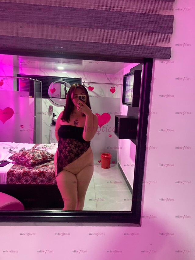 FOTOS DE UNA LINDA CHICA ALTA QUE TE CUMPLIRÁ TUS DESEOS MUY COMPLACIENTE