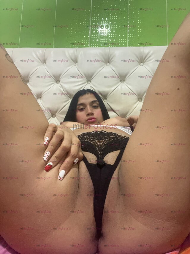 FOTOS DE HOLI NUEVA BONITA BLANQUITA ARRECHA TE ESPERO EN MI HABITACIÓN MI AMOR LINDO