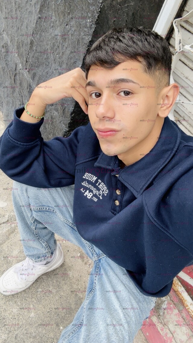 FOTOS DE TWINK CON GANAS DE COMPLACERTE EN TODO LO QUE DESEAS