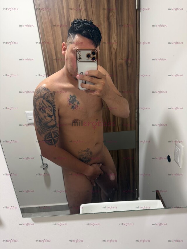 FOTOS DE COLOMBIANO GUAPO DE 29 AÑOS DISPUESTO A COMPLACER TODOS TUS DESEO