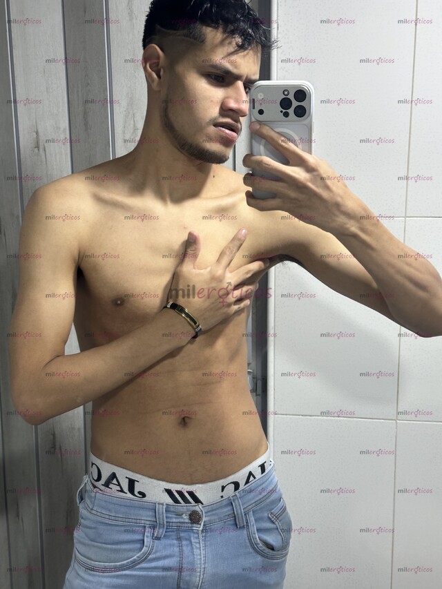 FOTOS DE ESCORT ROL ACTIVO VERGON SERIO CON SITIO EN USAQUEN Y DOMICILIO
