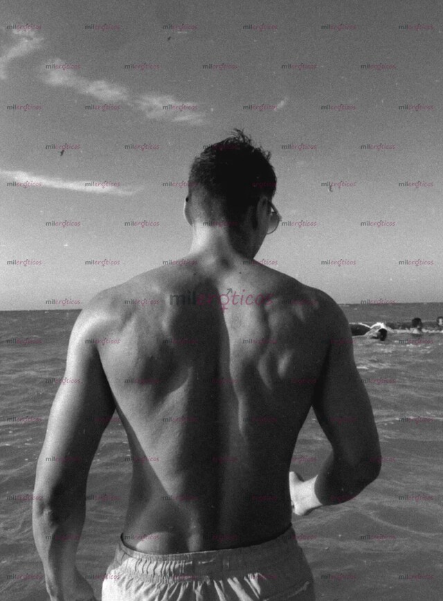 FOTOS DE MASCULINO Y DOMINANTE NORTEÑO EN TU CIUDAD POR UN CORTO TIEMPO