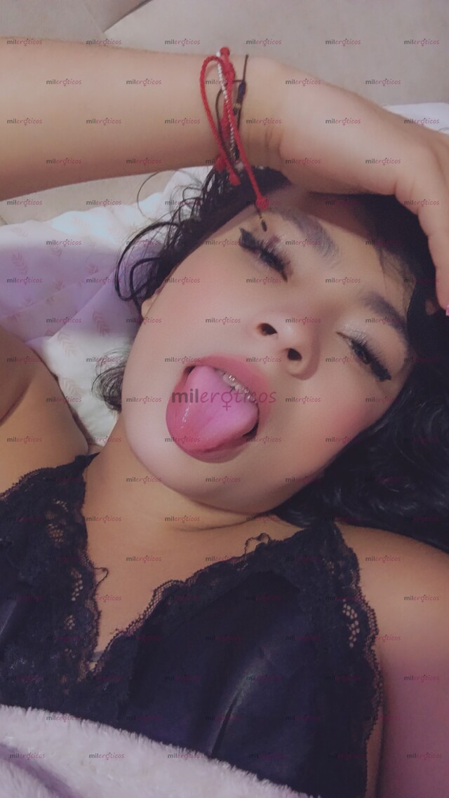 FOTOS DE HOLA SOY CELESTE TENGO 20 AÑITOS ESTOY BUSCANDO PASAR UN MOMENTO AGRADABLE CON U