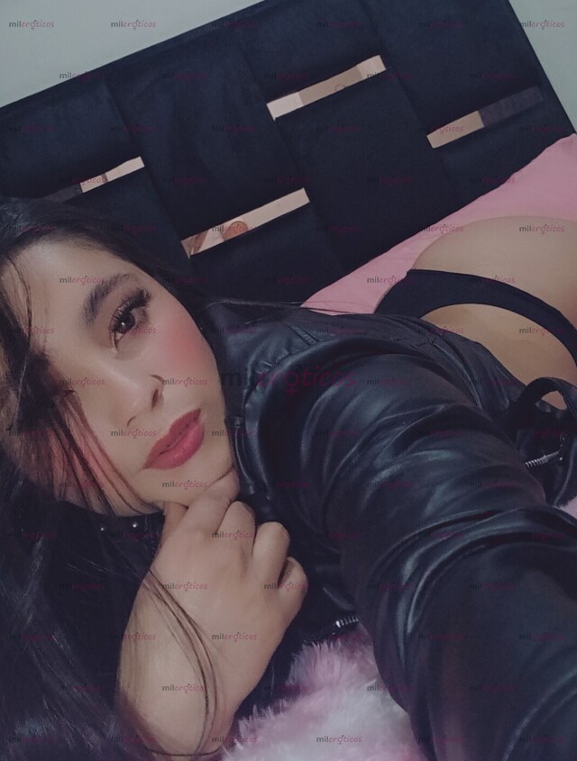 FOTOS DE HOLA SOY CELESTE TENGO 20 AÑITOS ESTOY BUSCANDO PASAR UN MOMENTO AGRADABLE CON U