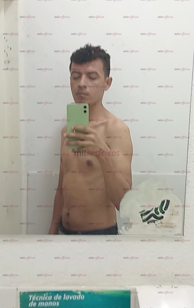 FOTOS DE FLACO ARDIENTE COSTEÑO, DISCRETO Y APASIONADO