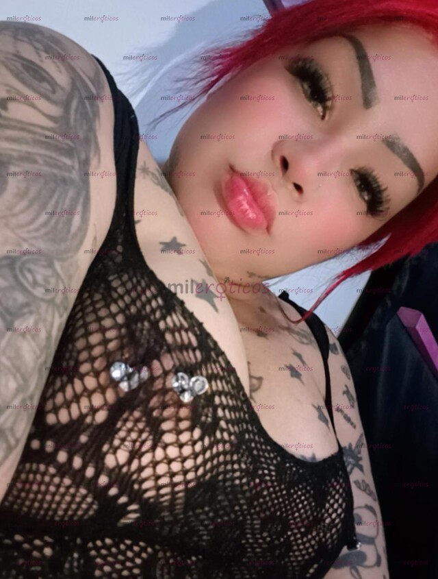 FOTOS DE STHEPANY, SOY BAJITA PELO ROJA, TATUADA Y CARIÑOSA