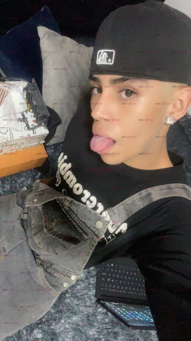 FOTOS DE JOVEN POLLO SERIO DISCRETO CALIENTE DE 21