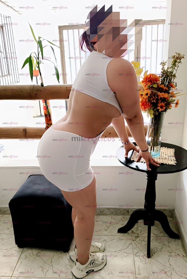 FOTOS DE LAURA BOMBA SEXI UN VOLCÁN DE SEXO PARA TI VEN Y JUGUEMOS RICO
